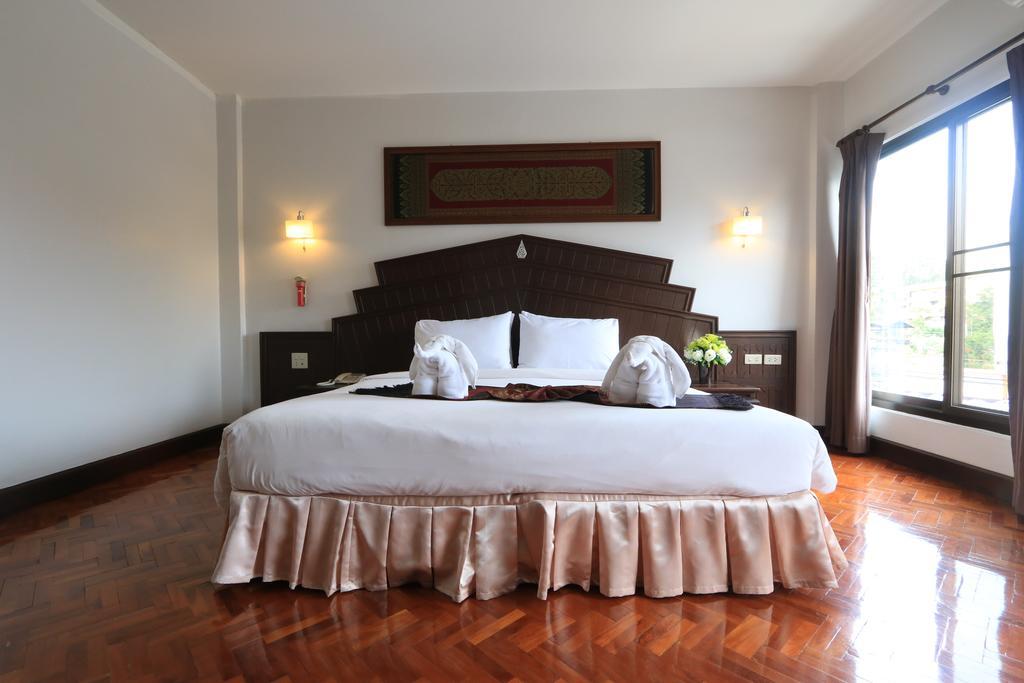 Baiyoke Chalet Hotel Мехонгсон Екстер'єр фото