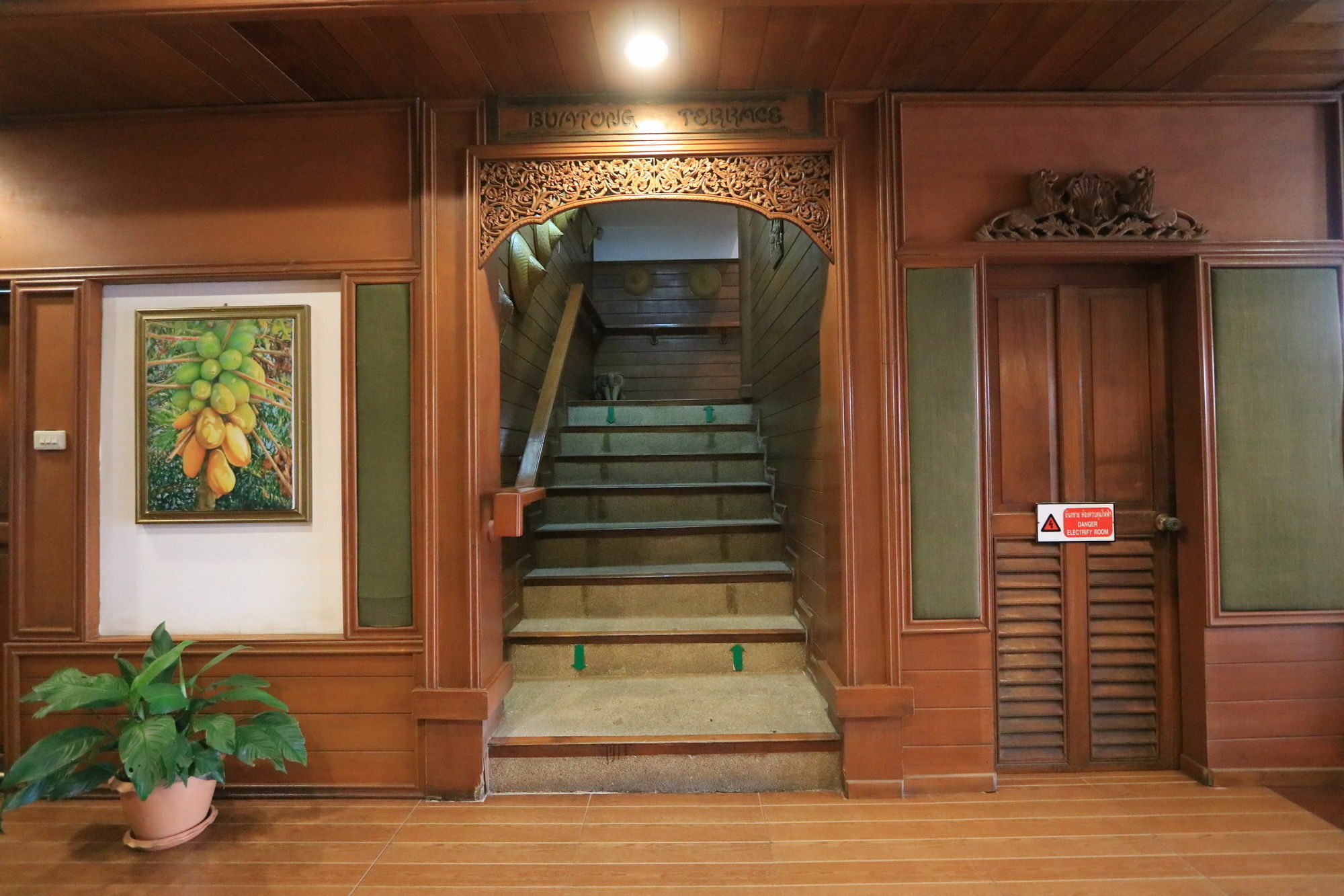 Baiyoke Chalet Hotel Мехонгсон Екстер'єр фото