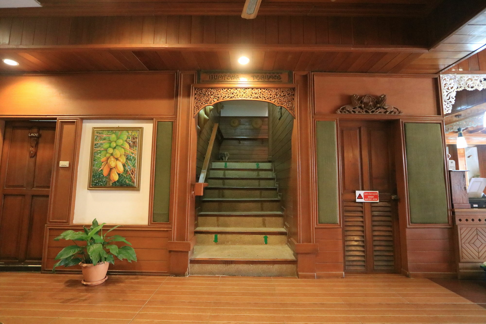 Baiyoke Chalet Hotel Мехонгсон Екстер'єр фото