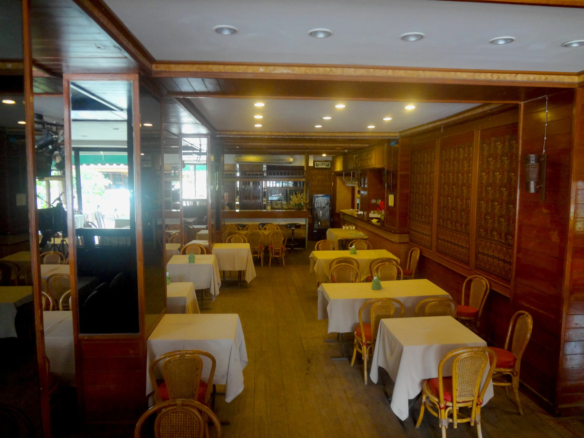 Baiyoke Chalet Hotel Мехонгсон Екстер'єр фото